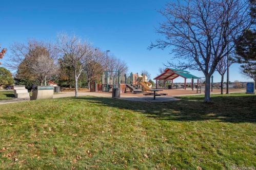 1074 Dearborn St, Denver CO 80011-6925 exterior