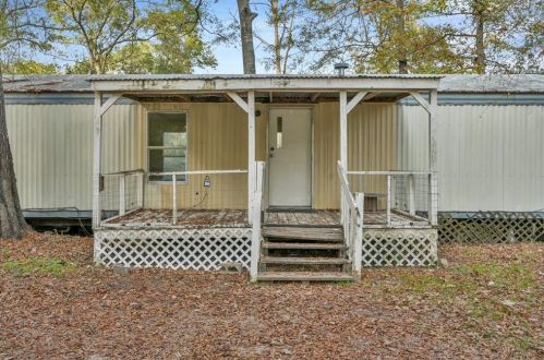 17097 Valley Ln, Conroe TX  77306-8649 exterior