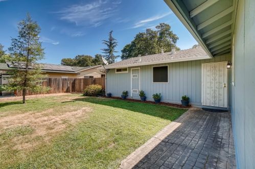 253 Orion Dr, Diamond Springs, CA 95619-9356