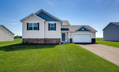 268 15th Ave, Lonsdale, MN 55046-4516