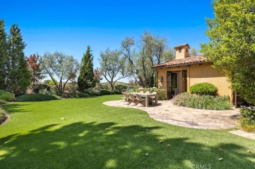 47 Echo Gln, Irvine CA  92603-0421 exterior