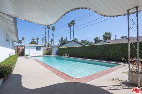1520 Harle Pl, Anaheim CA  92802-2510 exterior