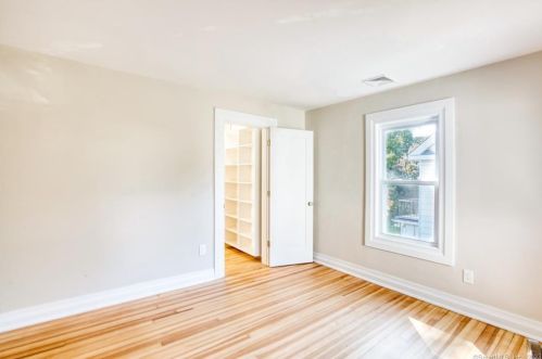 53 Mead Ave, Greenwich CT  06830-6812 exterior