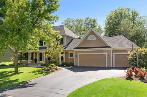 3478 Gunston Ln, Saint Paul, MN 55129-4917