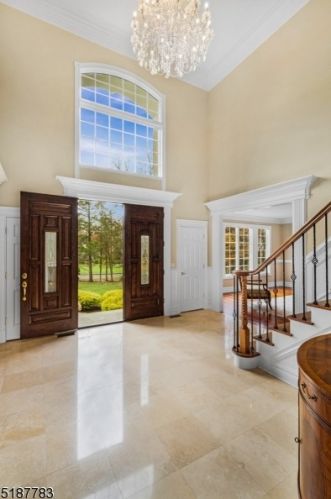 6 Evergreen Ct, Warren, NJ 07059-7046