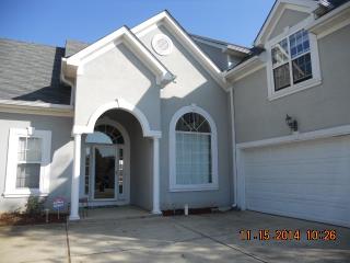 3462 Oakleigh Dr, Rex GA  30273-5809 exterior