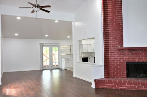 2730 Hackberry Ln, Garland TX  75042-5613 exterior