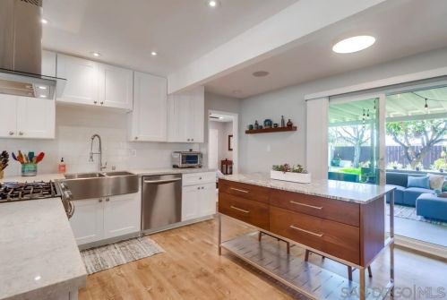 4538 Cochise Way, San Diego, CA 92117-3712