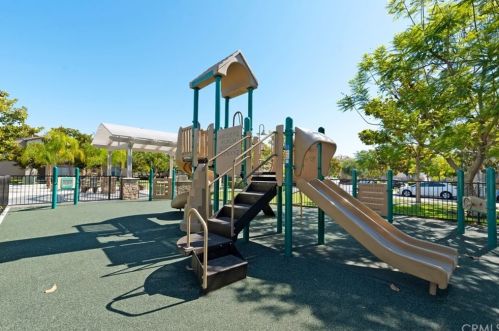 2744 Madison Cir, Anaheim CA  92801-4997 exterior