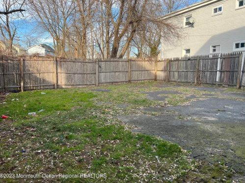 1255 Washington Ave, Tinton Falls NJ 07712-6346 exterior