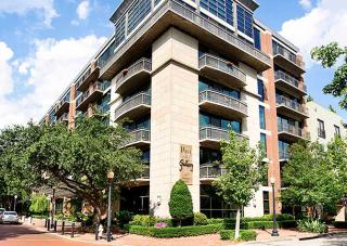 3006 Woodside St, Dallas TX  75204-7406 exterior