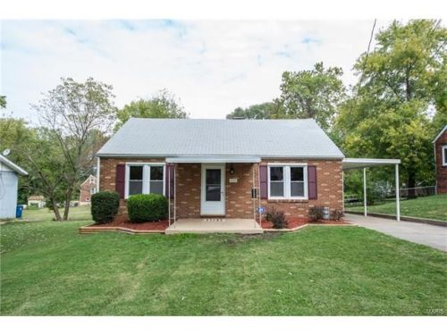 2922 Buena Vista Ave, Alton, IL 62002-1910