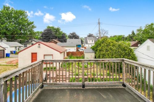 1155 Burnquist St, Saint Paul MN  55106-2804 exterior