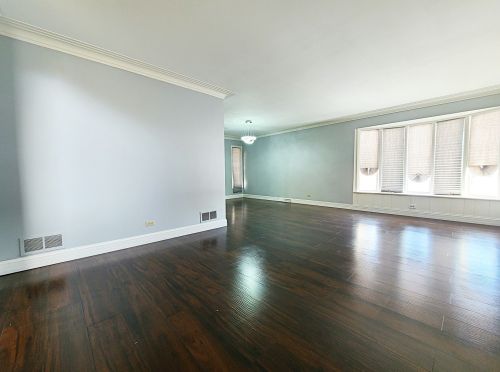 8920 Richmond Ave, Chicago, IL 60805-1254