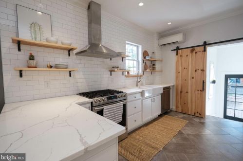 116 Ross St, Lancaster PA  17602-1927 exterior