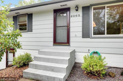 2065 68th St, South Saint Paul, MN 55077-2525