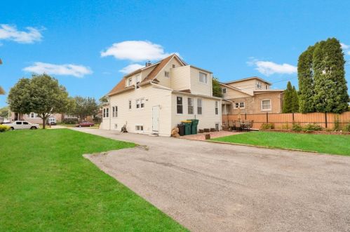 3827 East Ave, Forest View IL  60402-4037 exterior