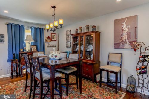 320 Magnolia Ave, Somerdale, NJ 08083-1520