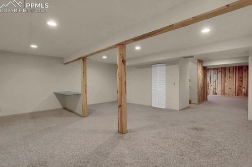 2720 Sunnywood Ave, Woodland Park CO 80863-9401 exterior