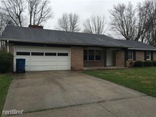 5970 Manning Rd, Indianapolis IN  46228-1081 exterior