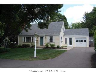 1706 Main St, Glastonbury, CT 06033-2990