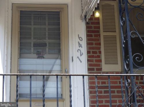 6421 Guyer Ave, Philadelphia, PA 19142-3024