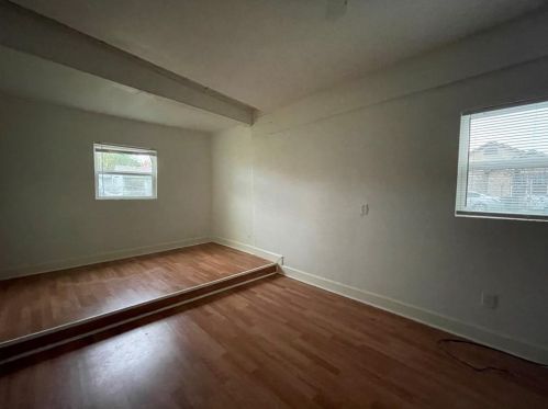 809 Glen Garden Dr, Fort Worth TX  76104-6853 exterior