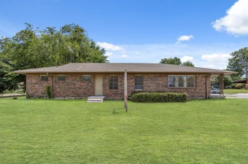10605 Channel Dr, Dallas, TX 75229-4924