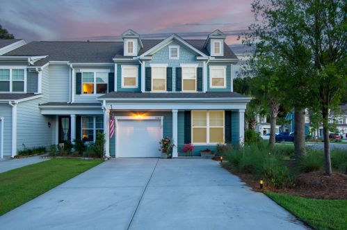 3305 John Bartram Pl, Mount Pleasant, SC 29466-7080