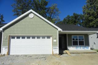 2104 Oakside Rd, Toledo OH  43615-3386 exterior