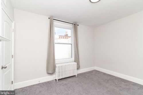 626 4th St, Philadelphia PA  19147-1525 exterior