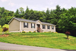 252 Papa Cook Rd, Boone, NC 28607-7017