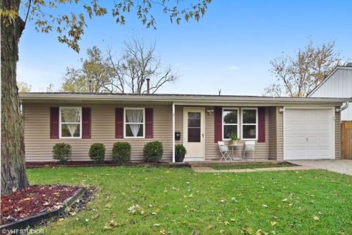 404 Chase Ter, Streamwood, IL 60107-1633