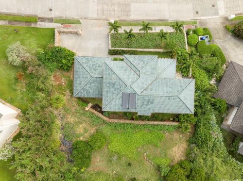 5576 Poola St, Honolulu HI  96821-1565 exterior