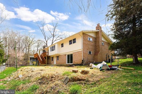 908 Devere Dr, Silver Spring MD 20903-1625 exterior