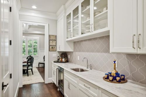 4239 Carmain Dr, Atlanta GA  30342-3504 exterior