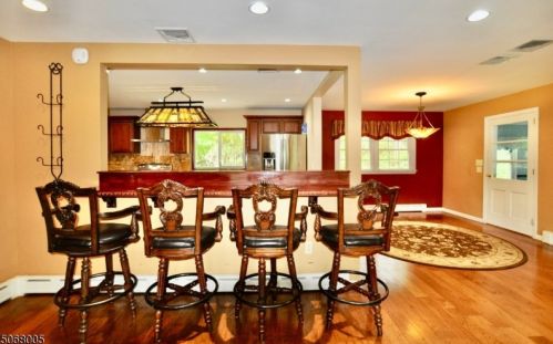 25 Elizabeth Dr, Dover NJ  07869-1307 exterior