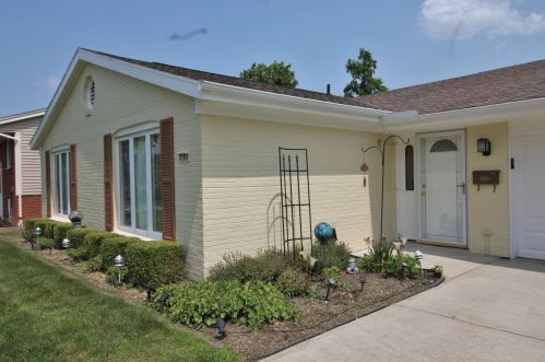 11860 Cedarcreek Dr, Cincinnati, OH 45240-1552