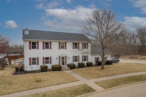 1117 Northridge, Nelson, IL 61021-3272