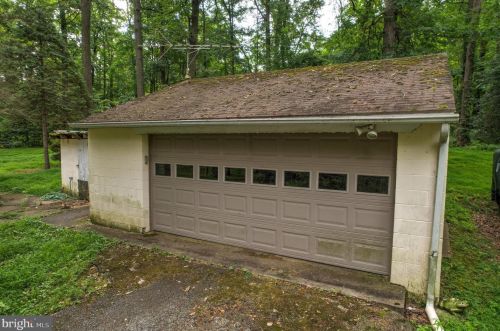 709 Lime Quarry Rd, Gap, PA