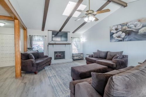 2212 Colonial Pl, Carrollton TX 75007-5503 exterior