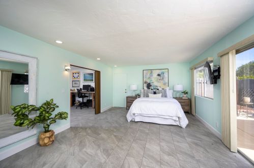 3547 Mira Pacific Dr, Oceanside CA  92056-3933 exterior