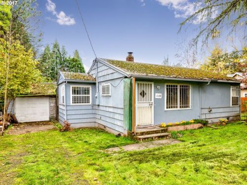 1119 College St, Newberg OR  97132-3310 exterior