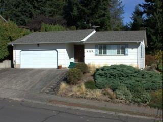 9705 Pembrook St, Portland, OR 97224-4783