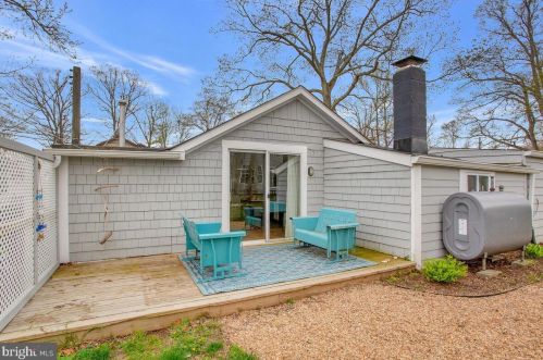 4726 Idlewilde Rd, Shady Side MD  20764-9766 exterior