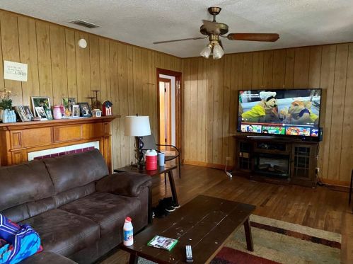 1425 College St, Sulphur Springs TX  75482-3464 exterior