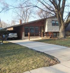 2213 Saint Francis Ave, Joliet, IL 60436-1132