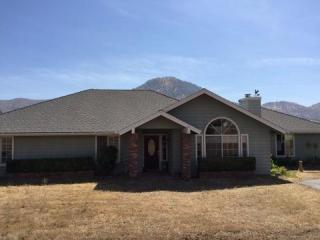 7221 Lupine Dr, Tivy Valley, CA 93657-9013