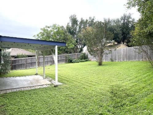 2203 Emmett Pkwy, Austin TX  78728-4549 exterior
