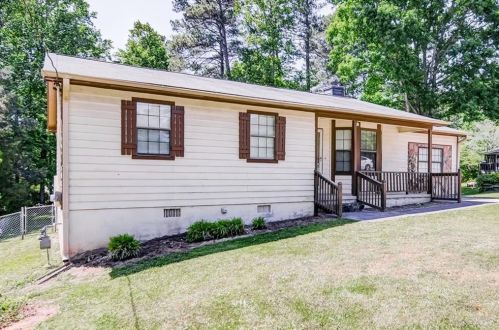 226 Ashland Dr, Stockbridge GA  30281-1768 exterior